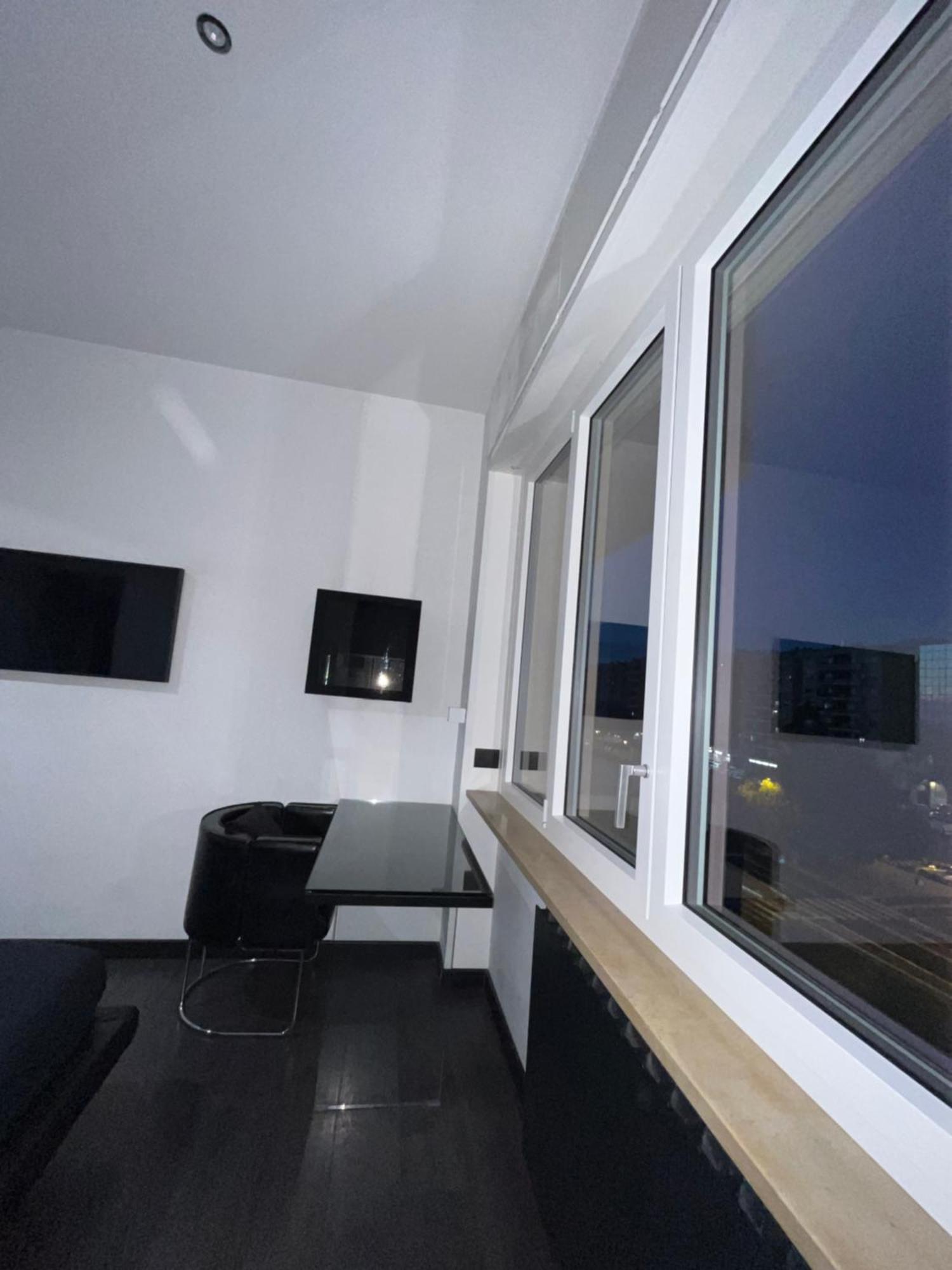 Cinecitta Luxury Guest House Rom Exterior foto